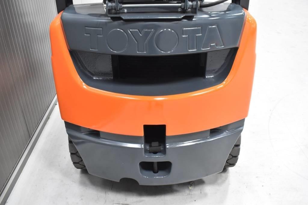 Toyota 02-8FGF18 液化石油氣LPG卡車
