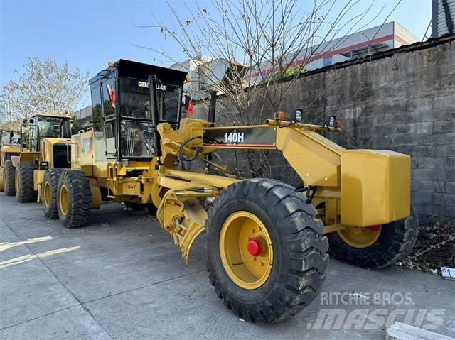 CAT 140 H 平土機