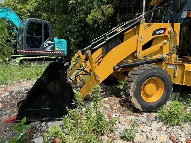 CAT 420 F 反鏟裝載機