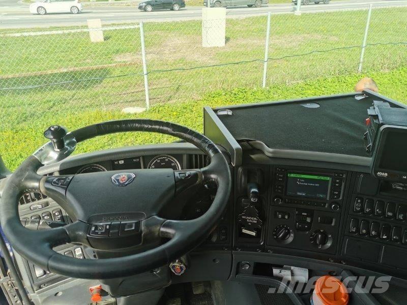 Scania G 450 吊鉤式起重車