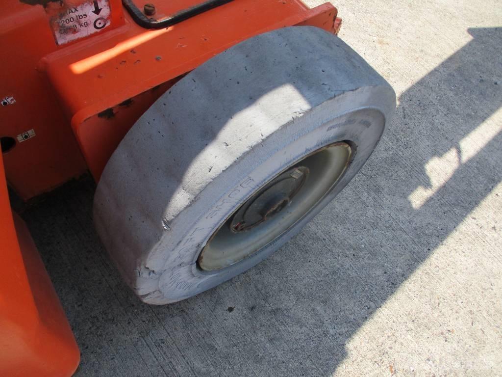 JLG E 400 AJPN (146) 曲臂高空作業車