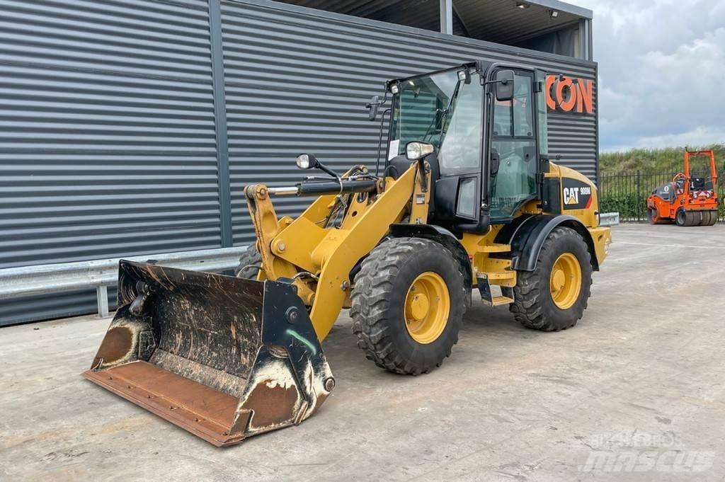 CAT 908M 輪胎式裝載機