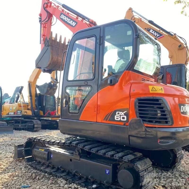 Doosan dx60 履帶式 挖土機/掘鑿機/挖掘機