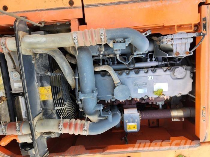 Doosan DX 140 W 旋轉式挖土機/掘鑿機/挖掘機