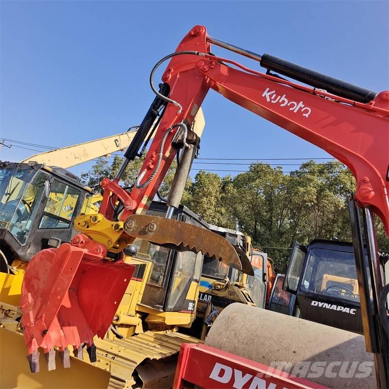 Kubota U 55 小型挖土機/掘鑿機<7t(小型挖掘機)