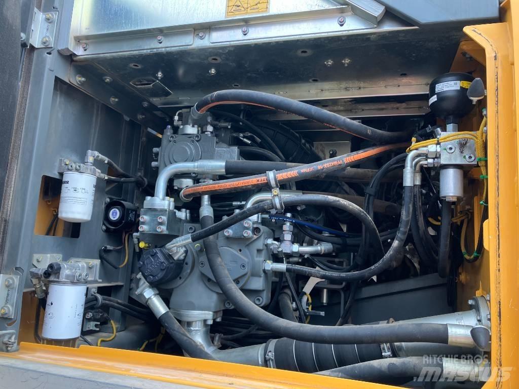 Liebherr R 945 履帶式 挖土機/掘鑿機/挖掘機