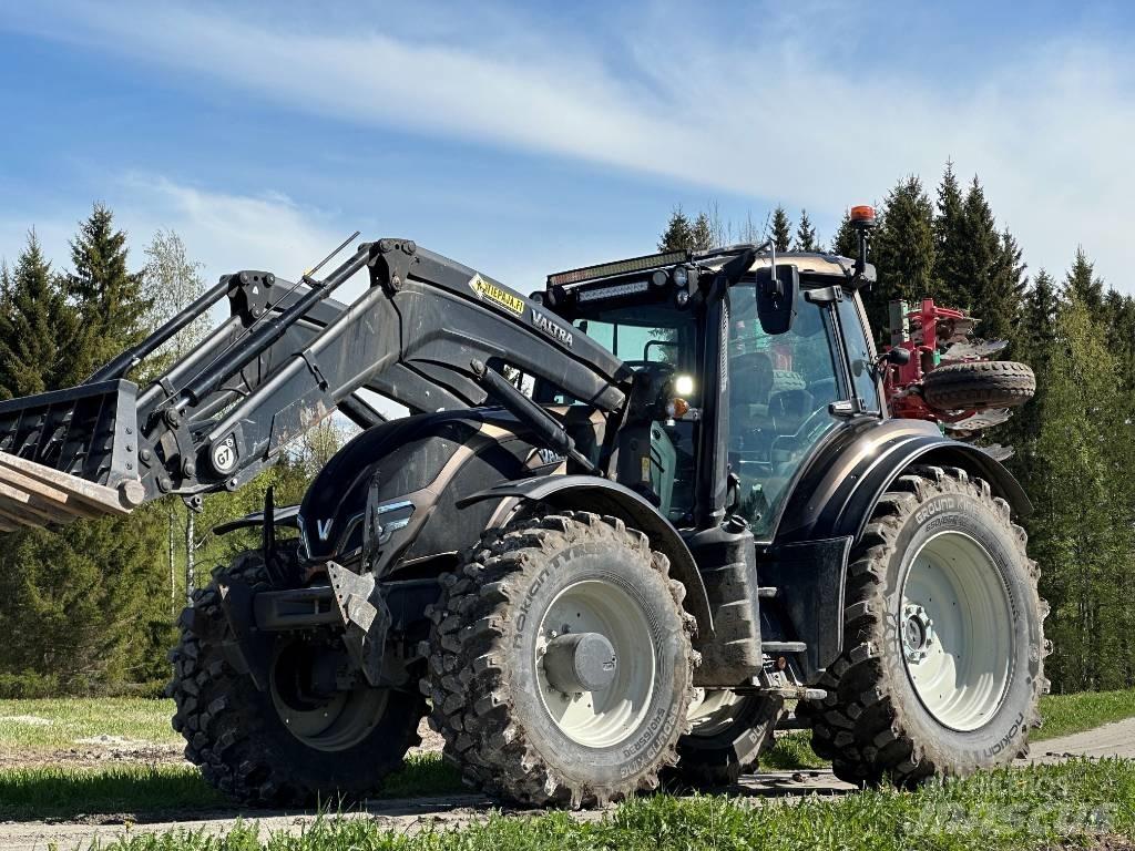 Valtra T 255 Versu 曳引機