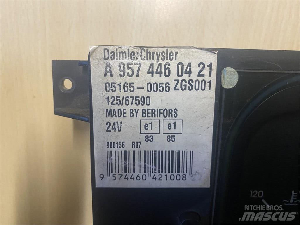 Mercedes-Benz Econic 電子設備