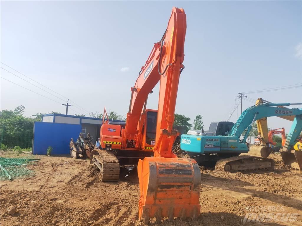Doosan DH 220 LC-7 履帶式 挖土機/掘鑿機/挖掘機