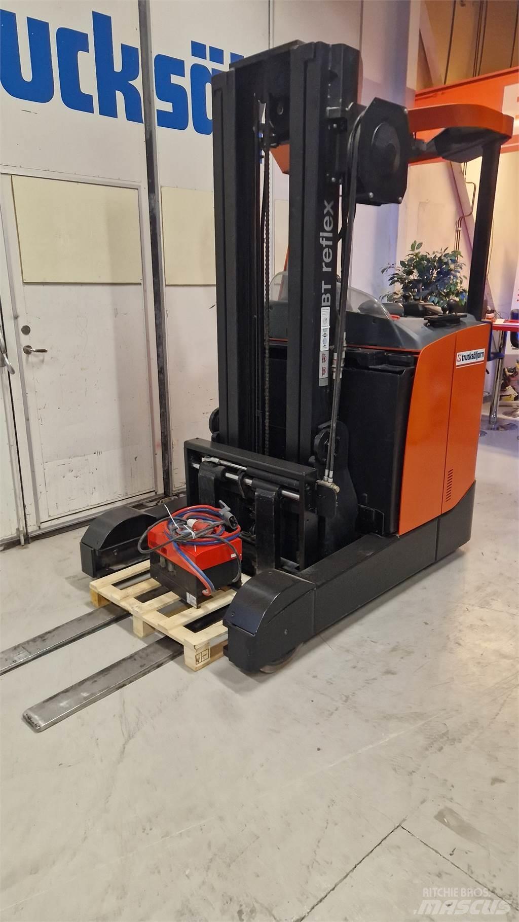 BT RRE200E 前伸式堆高機(叉車)
