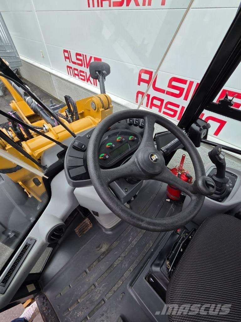 CAT 906 輪胎式裝載機