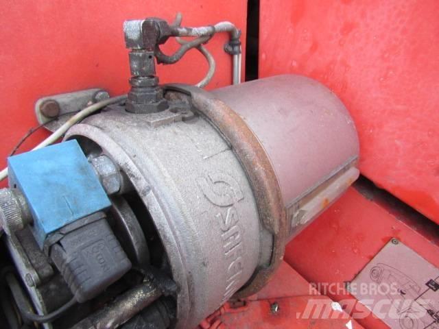 Kalmar DCD 120-12 柴油卡車