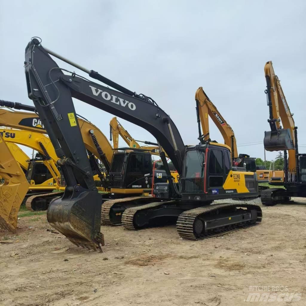 Volvo EC 240 履帶式 挖土機/掘鑿機/挖掘機