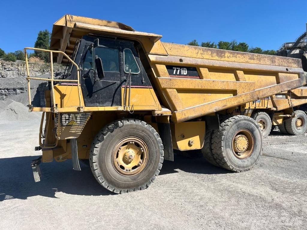 CAT 771D 剛性傾卸卡車