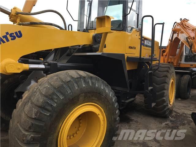 Komatsu WA 380 輪胎式裝載機
