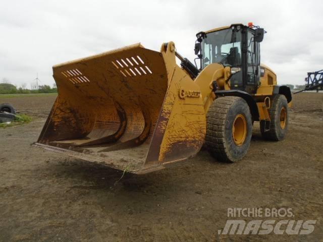 CAT 938M 輪胎式裝載機