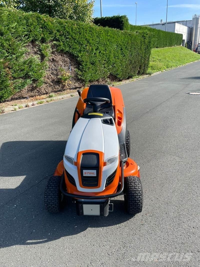 Stihl RT 5112 Z 騎乘式割草機