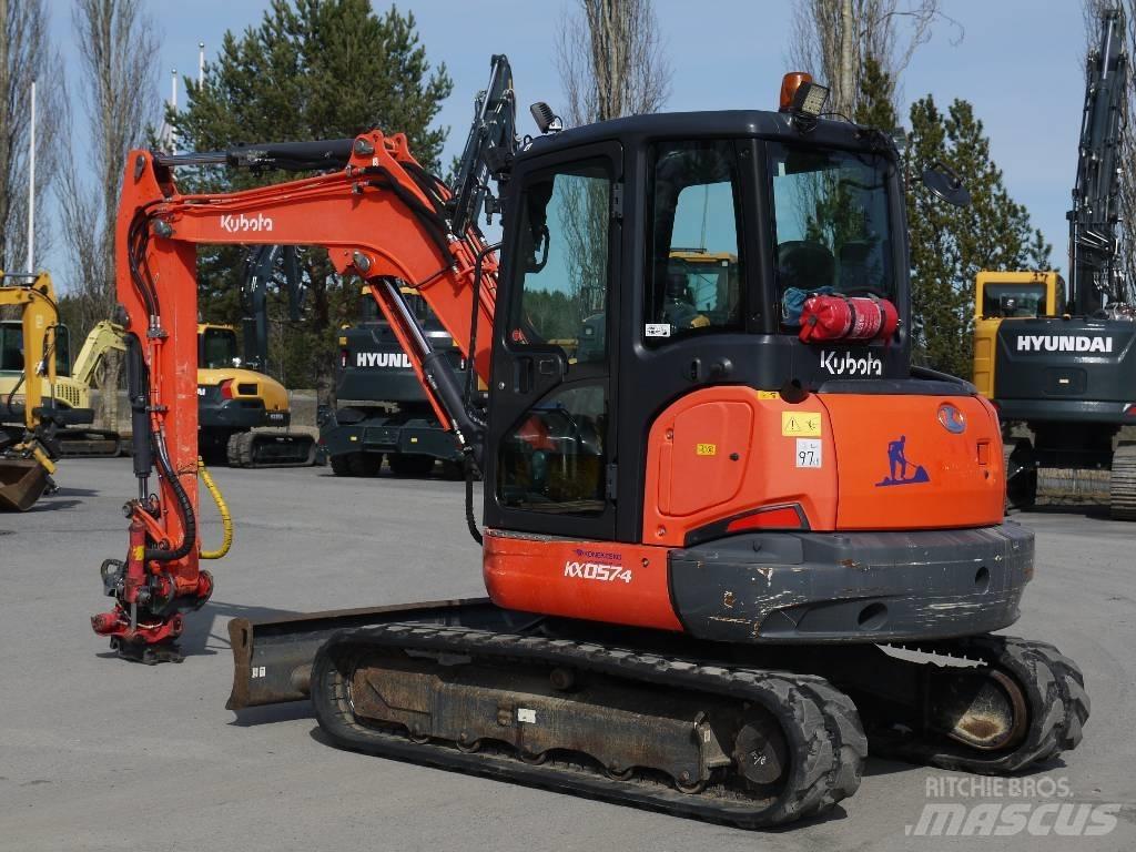 Kubota U 57-4 小型挖土機/掘鑿機<7t(小型挖掘機)