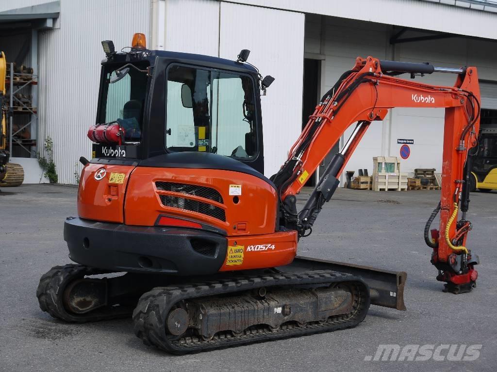 Kubota U 57-4 小型挖土機/掘鑿機<7t(小型挖掘機)