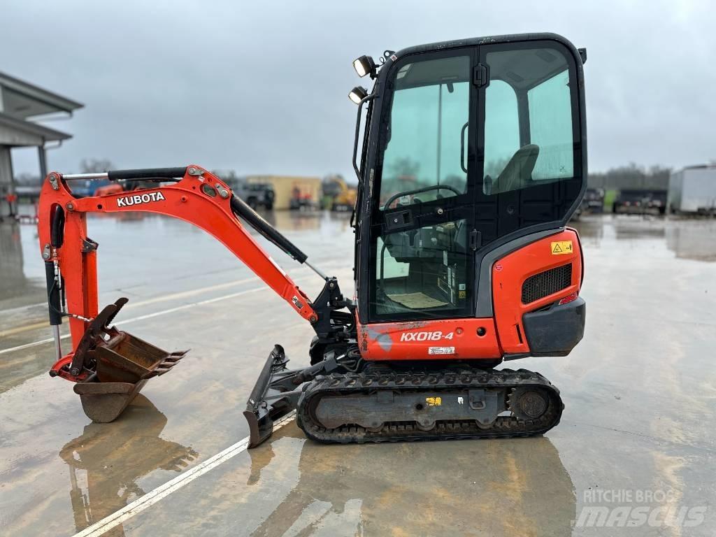 Kubota KX 018-4 小型挖土機/掘鑿機<7t(小型挖掘機)