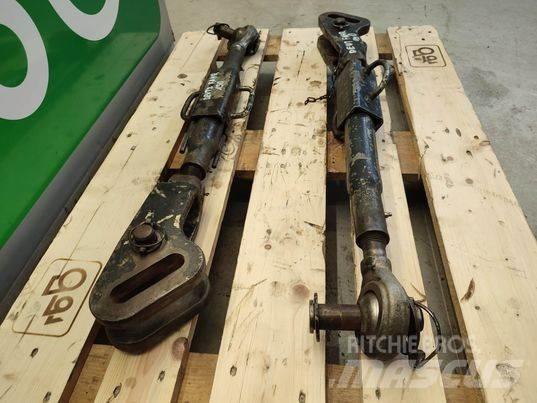 Deutz-Fahr 150 lifts 吊桿和鏟斗