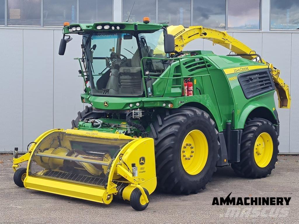 John Deere 9900 i 牧草收穫機