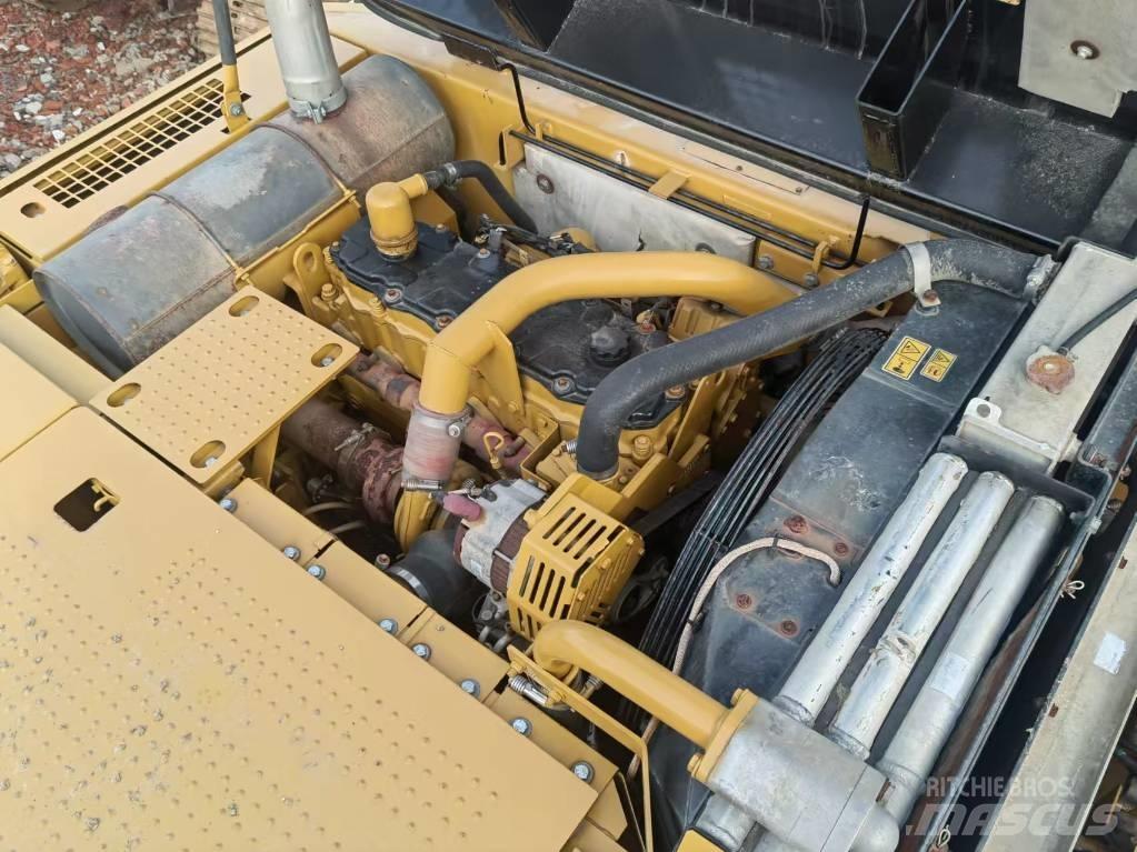 CAT 325 D2 履帶式 挖土機/掘鑿機/挖掘機