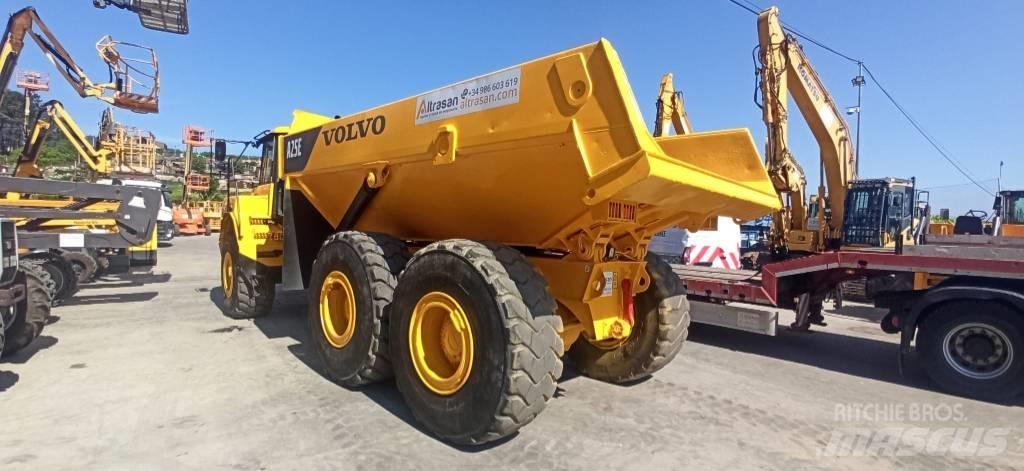 Volvo A 25 E 鉸接式起吊車
