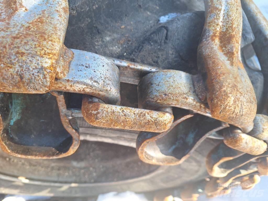 Komatsu 931XC 收穫機