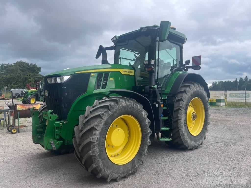 John Deere 7R330 曳引機