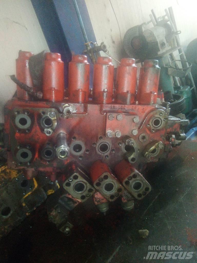 O&K RH 9 LC 油壓