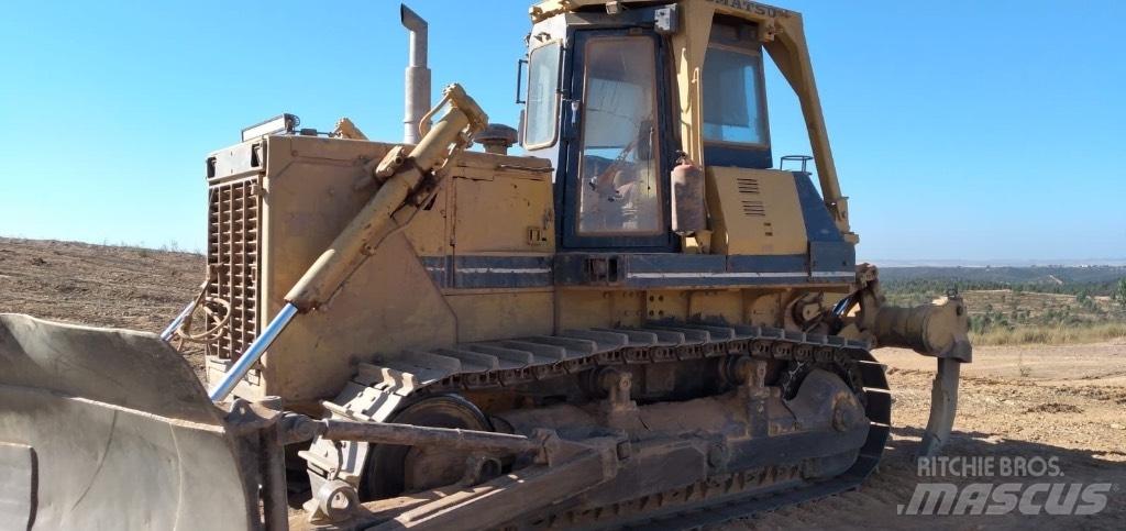 Komatsu D 85 E-21 履帶推土機