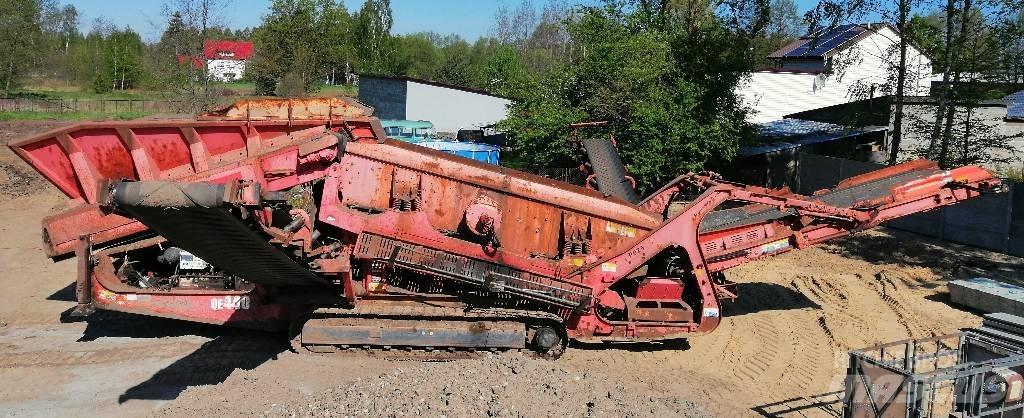 Sandvik QE 440 移動式篩選機