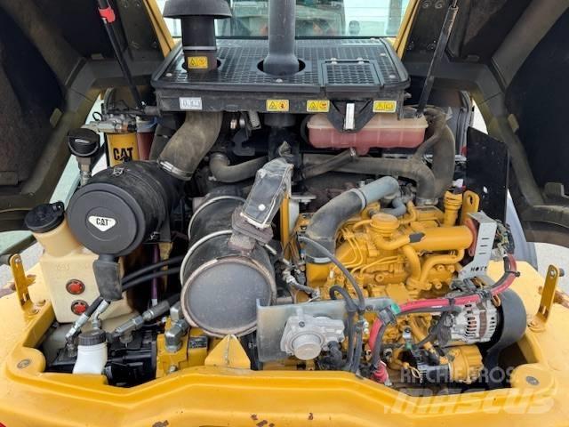 CAT 908 M 輪胎式裝載機