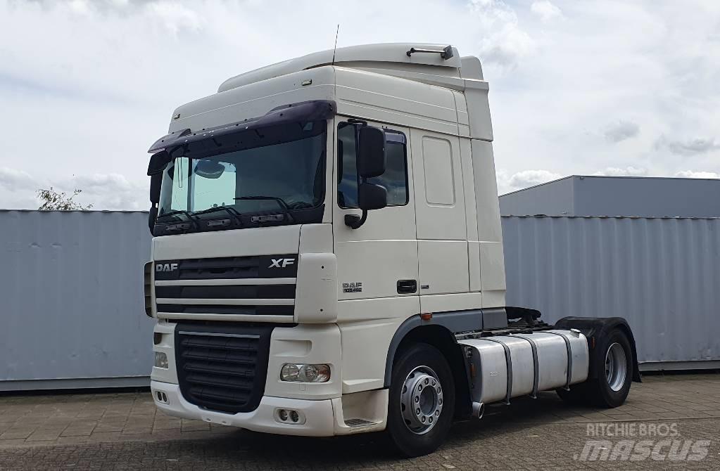 DAF XF 105.460 曳引機組件