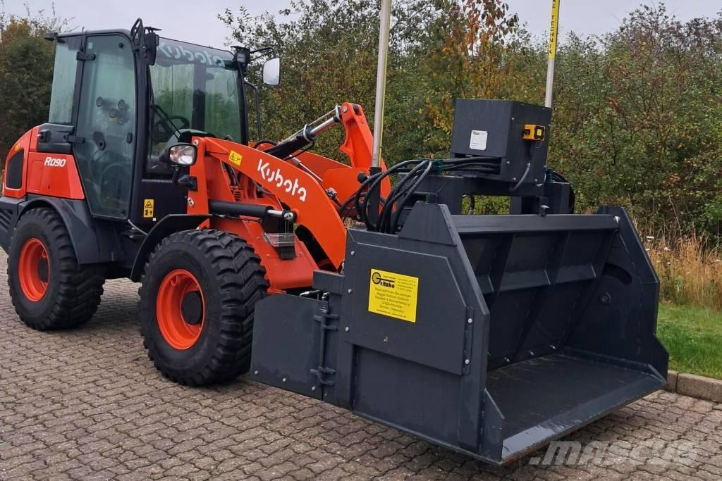 Kubota R 090 輪胎式裝載機