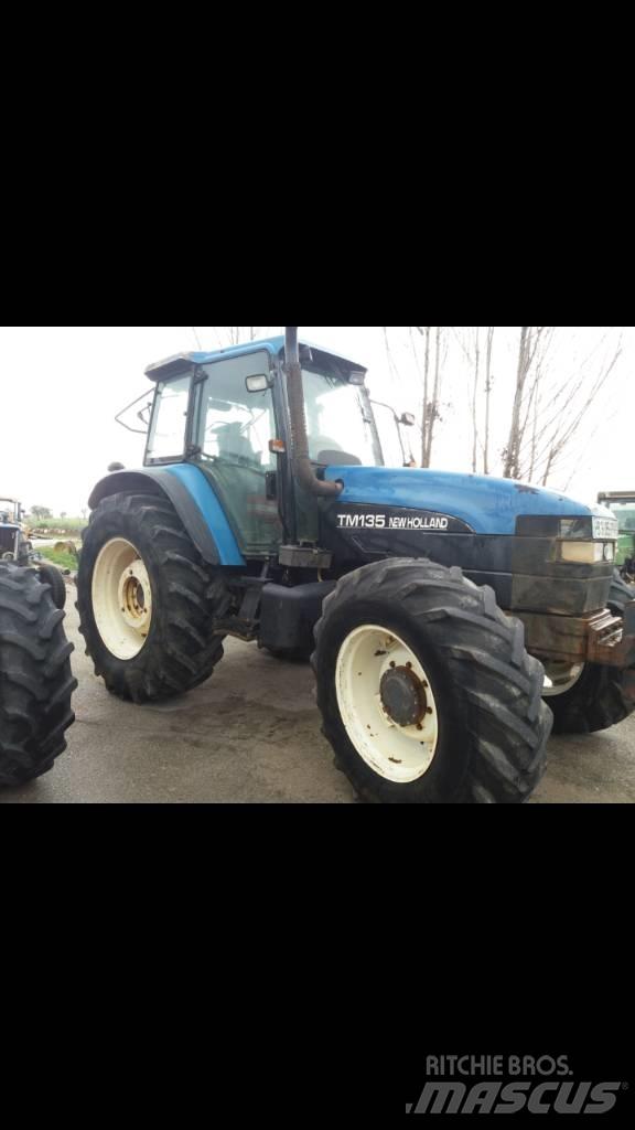 New Holland TM 135 曳引機