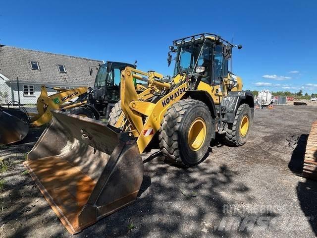 Komatsu WA200-8 輪胎式裝載機