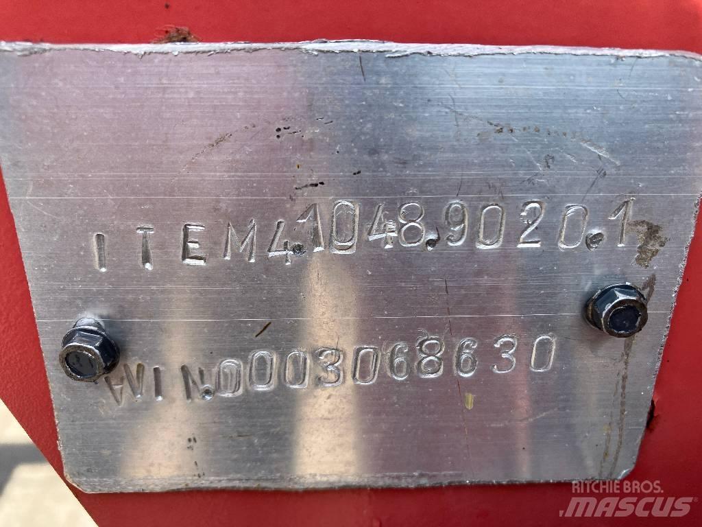 Lely lotus 900 耙與翻草機