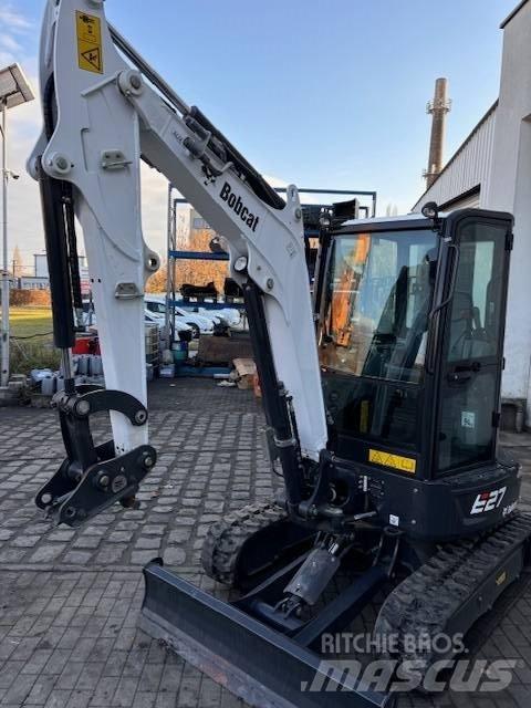 Bobcat E 27 小型挖土機/掘鑿機<7t(小型挖掘機)