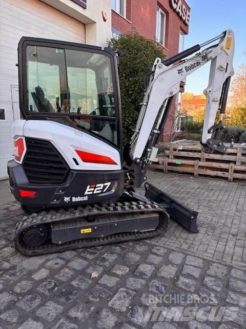 Bobcat E 27 小型挖土機/掘鑿機<7t(小型挖掘機)