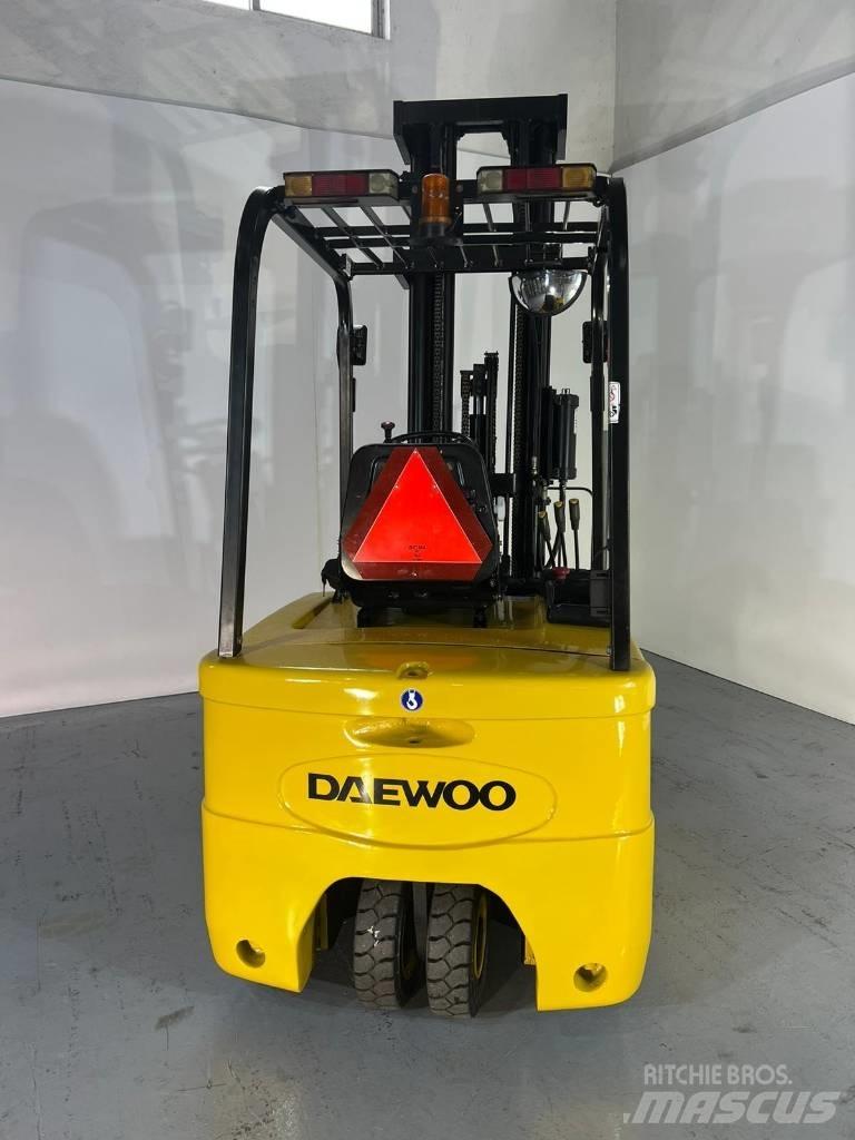 Daewoo B18T-2 電動堆高機