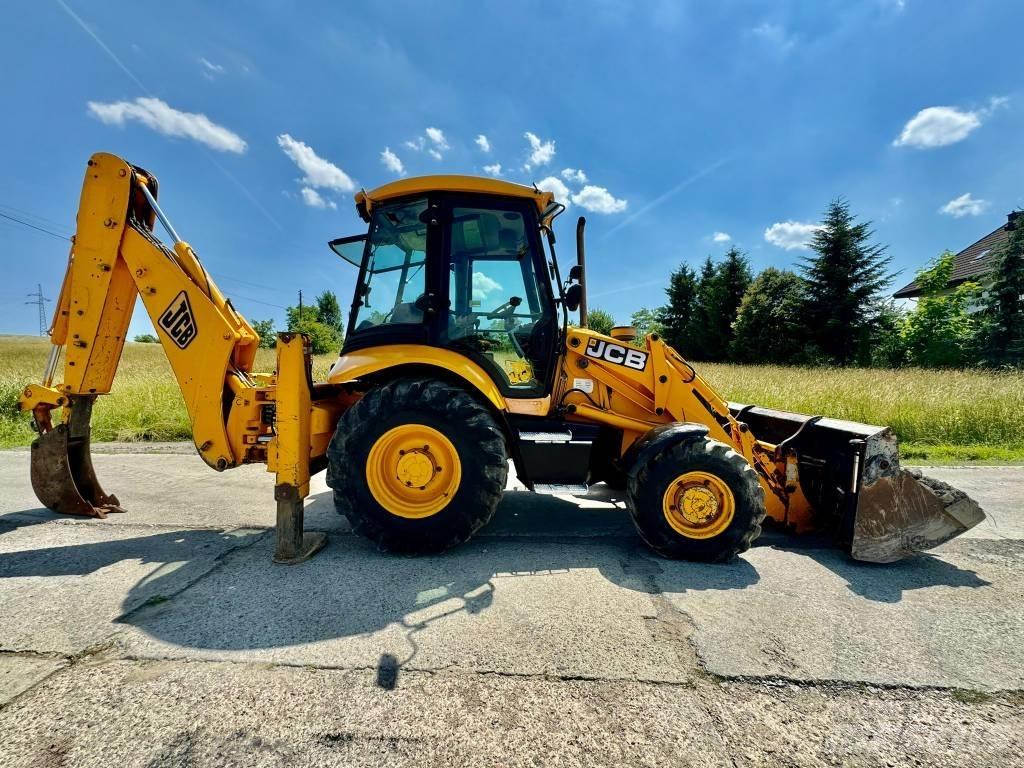 JCB 3CX 反鏟裝載機
