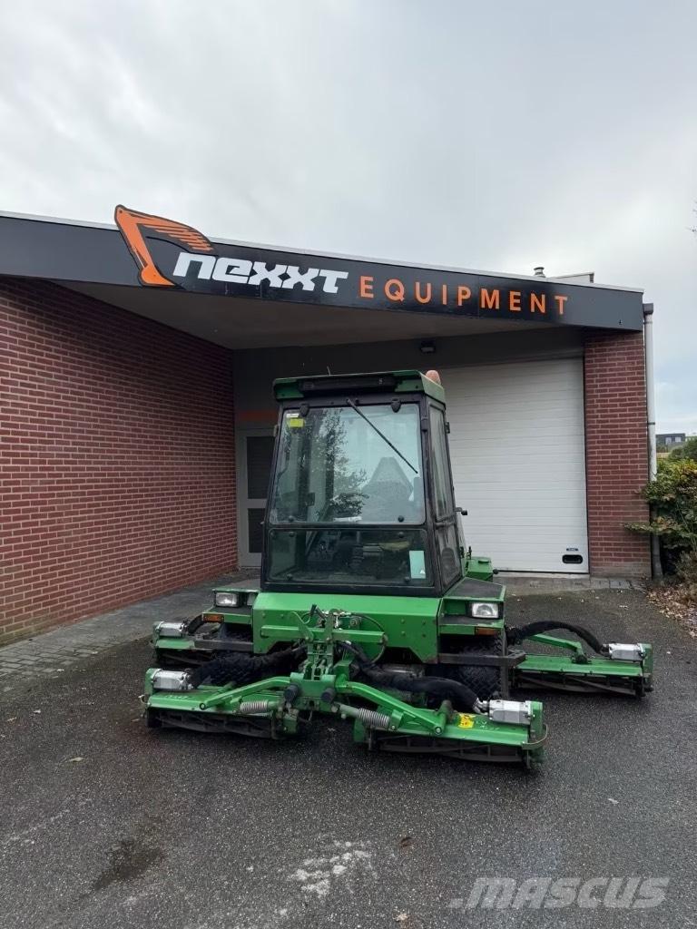 John Deere 1903 騎乘式割草機