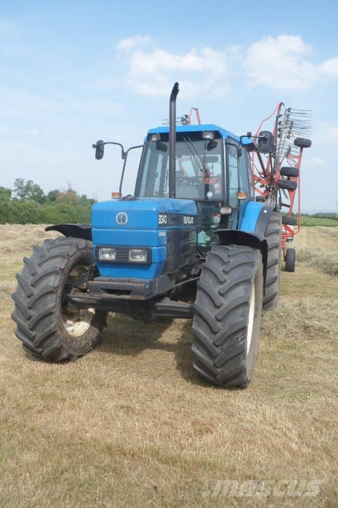 New Holland 8340 曳引機