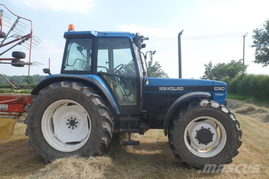New Holland 8340 曳引機