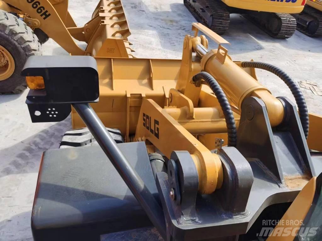SDLG 956L 輪胎式裝載機