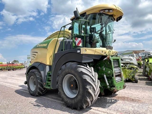 Krone BIG X 580 自走式飼料採集機