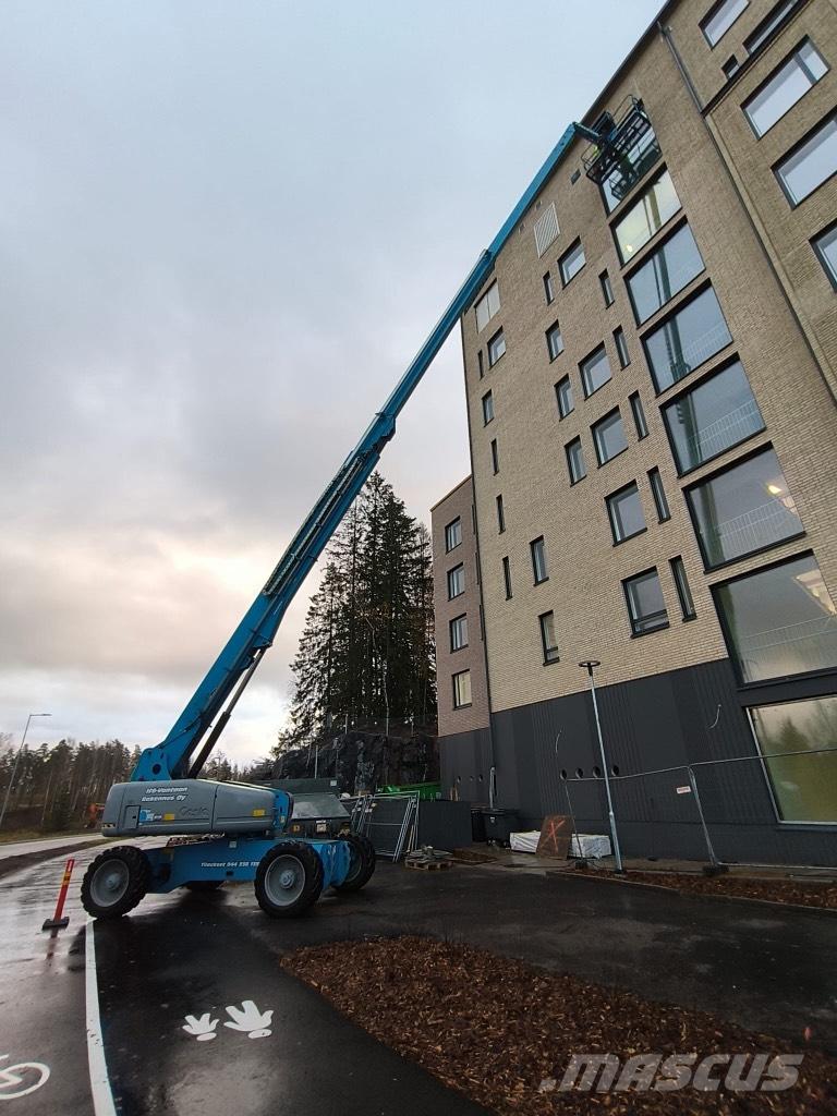 Genie S 125 曲臂高空作業車