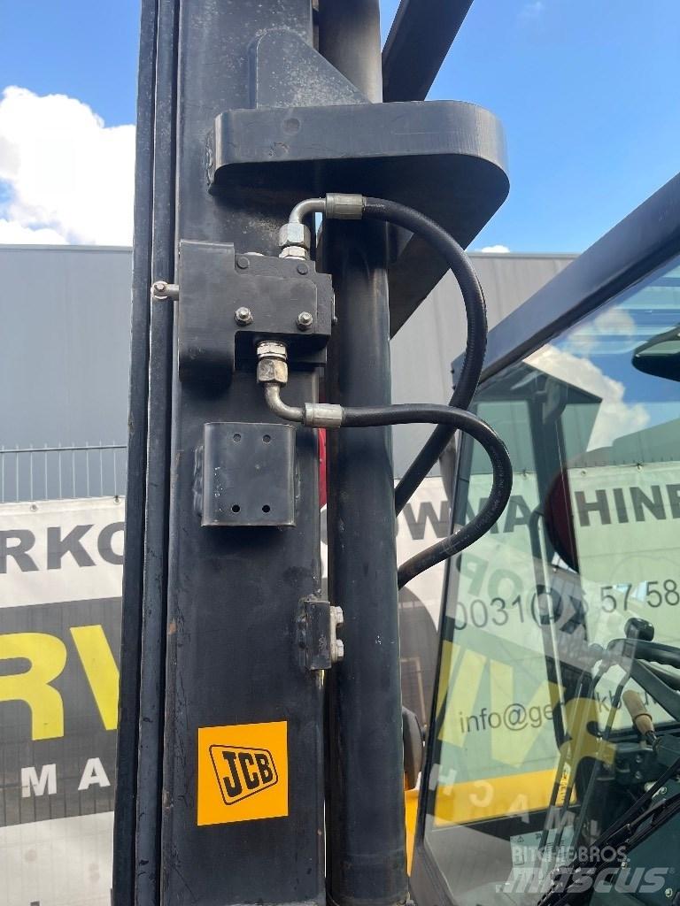 JCB 930 越野車